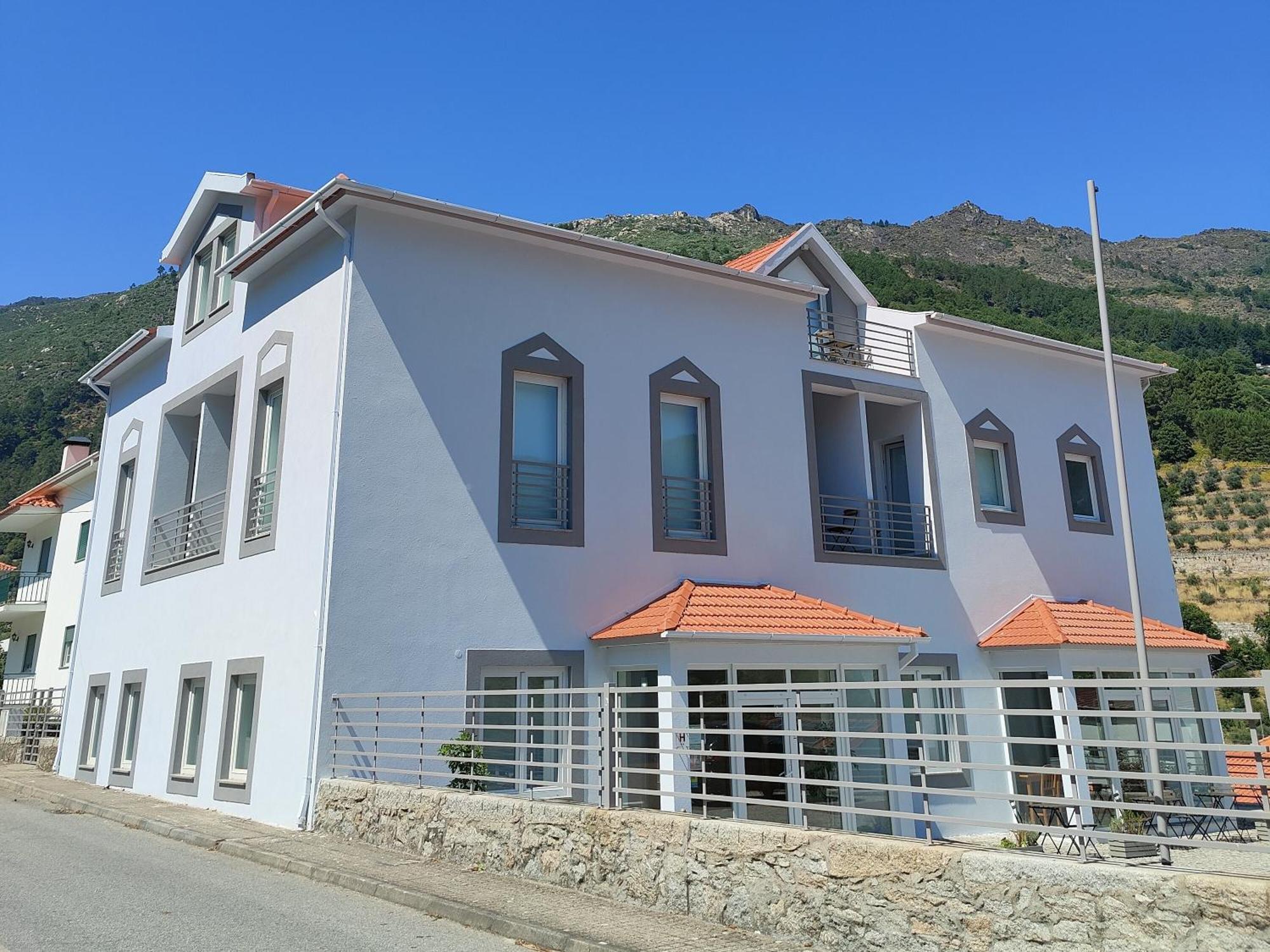 Vale Do Zezere Hotel Manteigas Dış mekan fotoğraf